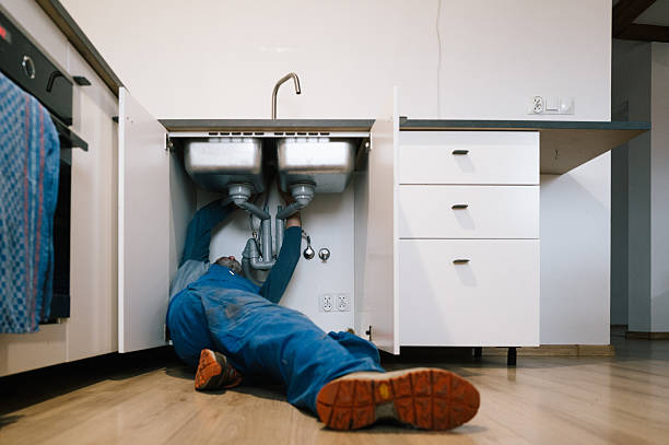 Professional Pipe Repair technician working in Advent, WV